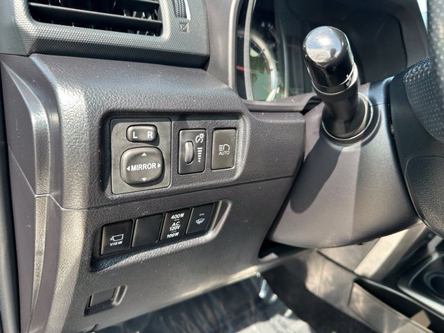 Used 2022 Toyota 4Runner Limited AWD/4WD image 19