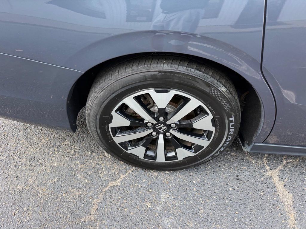 Used 2025 Honda Odyssey EX-L image 7