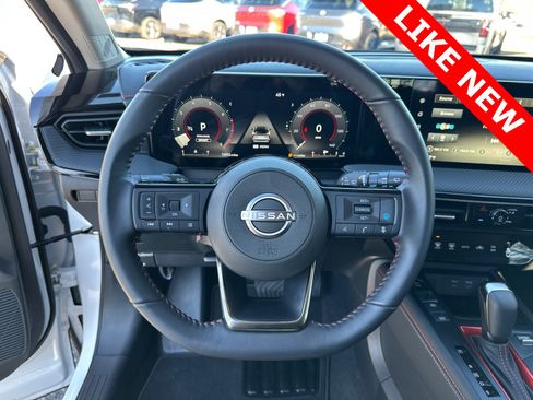 Certified 2025 Nissan Kicks SR image 23