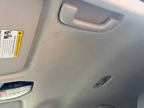 Used 2025 Kia K4 FWD image 31