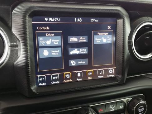 Used 2020 Jeep Gladiator Overland AWD/4WD image 24