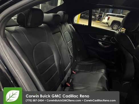 Used 2018 Mercedes-Benz C 300 Sedan image 34