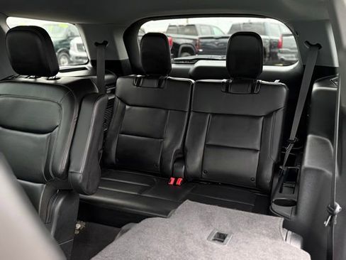 Certified 2023 Ford Explorer XLT w/ Equipment Group 202A image 24