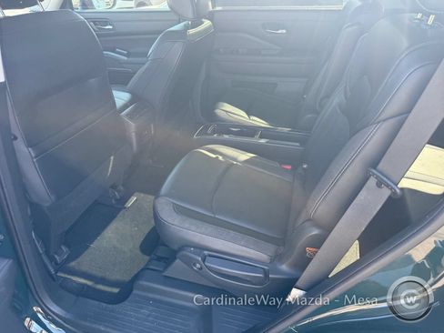 Used 2022 Nissan Pathfinder SL w/ SL Premium Package FWD image 10