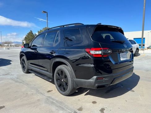 New 2026 Honda Pilot Black Edition image 6