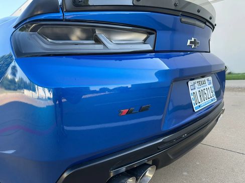 Used 2017 Chevrolet Camaro SS RWD image 12