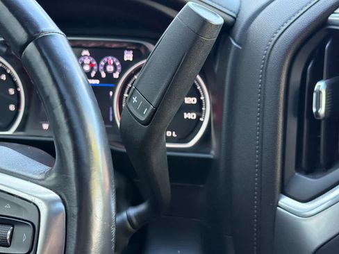 Used 2020 Chevrolet Silverado 1500 LTZ w/ LTZ Premium Package AWD/4WD image 24