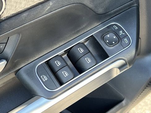 New 2025 Mercedes-Benz GLB 35 AMG 4MATIC image 13