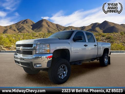 Used 2008 Chevrolet Silverado 2500 LT w/ Suspension Package, Off-Road AWD/4WD image 1