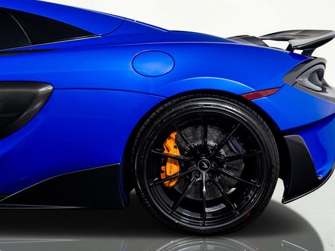 Used 2020 McLaren 600LT Spider image 17