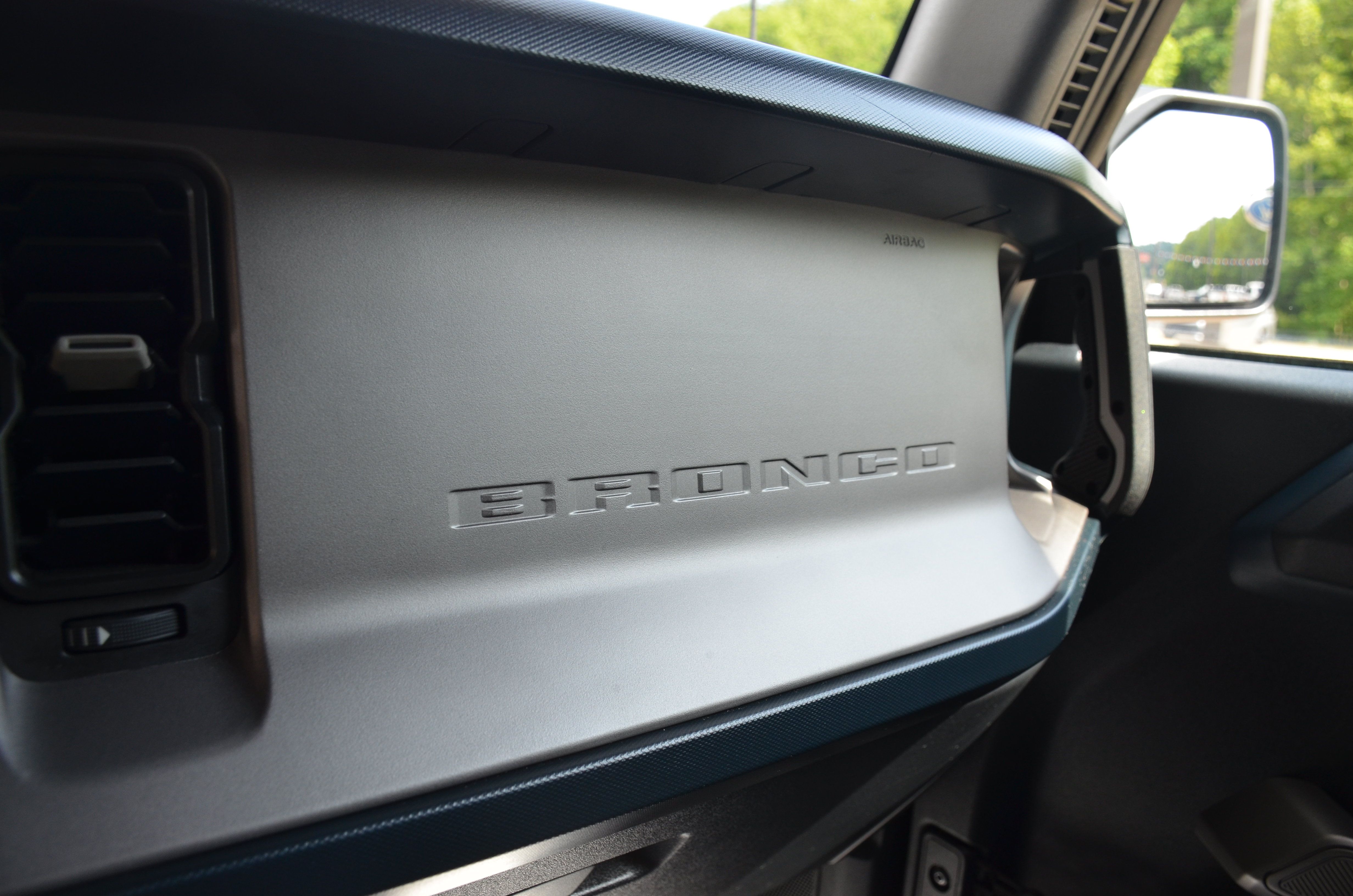 Used 2023 Ford Bronco Outer Banks w/ Sasquatch Package AWD/4WD image 61