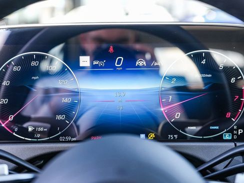 New 2026 Mercedes-Benz E 350 4MATIC Sedan image 25