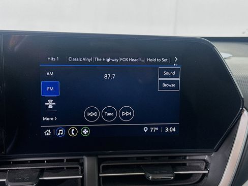 Used 2025 Chevrolet Trax LS image 21