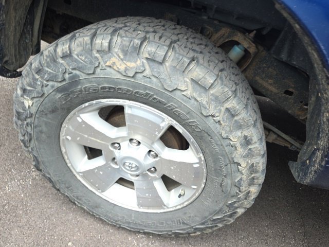 Used 2015 Toyota Tacoma 4x4 Access Cab V6 w/ TRD Sport Package image 6