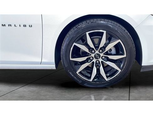 Used 2024 Chevrolet Malibu RS FWD image 20