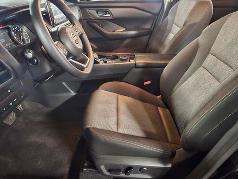 Used 2024 Nissan Rogue SV AWD/4WD image 15