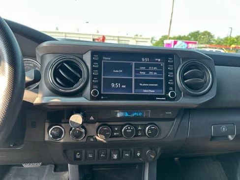 Used 2021 Toyota Tacoma TRD Off-Road w/ Technology Package AWD/4WD image 7