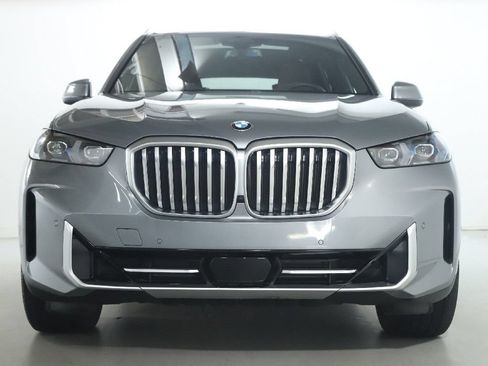 Used 2025 BMW X5 xDrive40i w/ Climate Comfort Package AWD/4WD image 13
