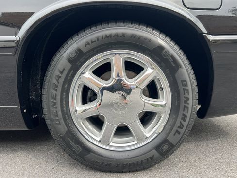 Used 2002 Cadillac Eldorado Touring w/ Preffered Equipment Group FWD image 95