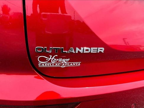 Used 2025 Mitsubishi Outlander SEL FWD image 24