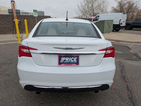 Used 2013 Chrysler 200 Limited FWD image 7