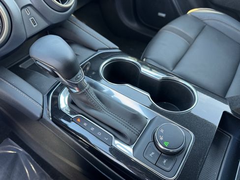 Used 2023 Chevrolet Blazer Premier image 28