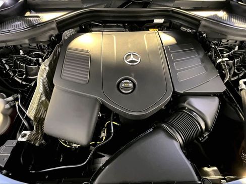 New 2026 Mercedes-Benz GLC 300 4MATIC image 14