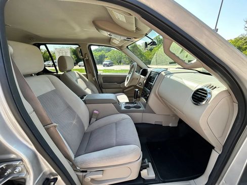 Used 2007 Ford Explorer Sport Trac XLT RWD image 14
