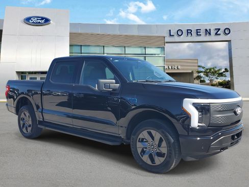 Used 2024 Ford F150 Lightning Flash image 3