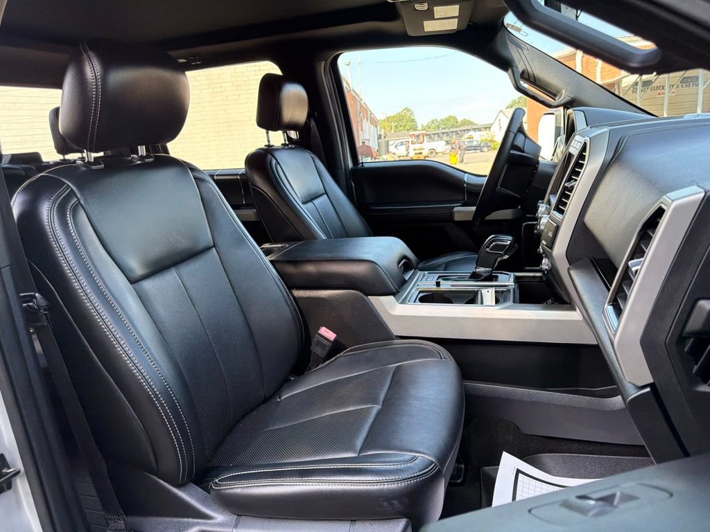 Used 2019 Ford F150 Lariat w/ Equipment Group 502A Luxury AWD/4WD image 12