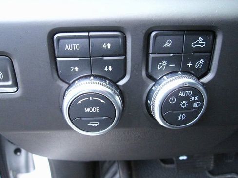 Used 2022 GMC Sierra 1500 Denali w/ Technology Package image 10