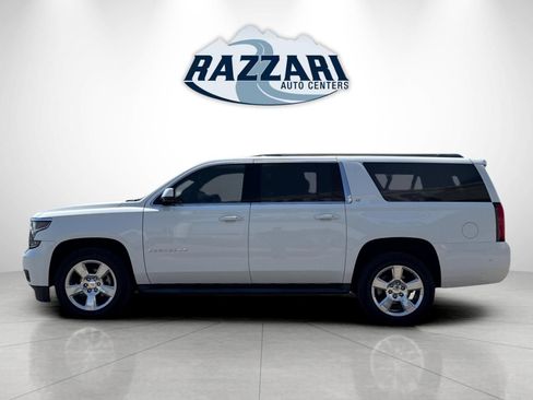 Used 2016 Chevrolet Suburban LT w/ Luxury Package RWD image 6