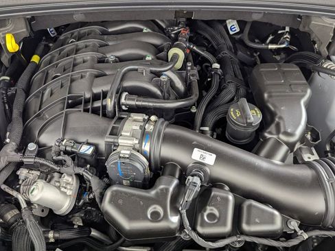 New 2025 Jeep Grand Cherokee Limited image 12