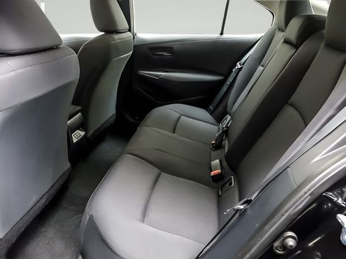 Used 2025 Toyota Corolla LE w/ LE Premium Package FWD image 10