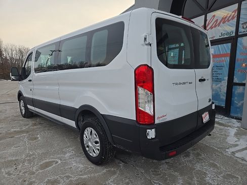 Used 2023 Ford Transit 350 XLT image 7