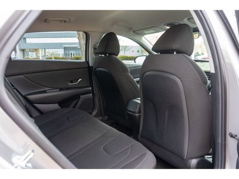 Used 2023 Hyundai Elantra SEL w/ Convenience Package image 24