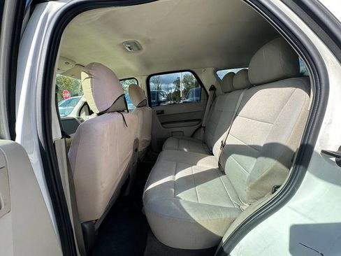 Used 2010 Ford Escape XLT image 15