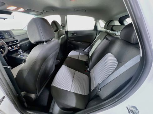 Used 2023 Hyundai Kona SE w/ Cargo Package image 22