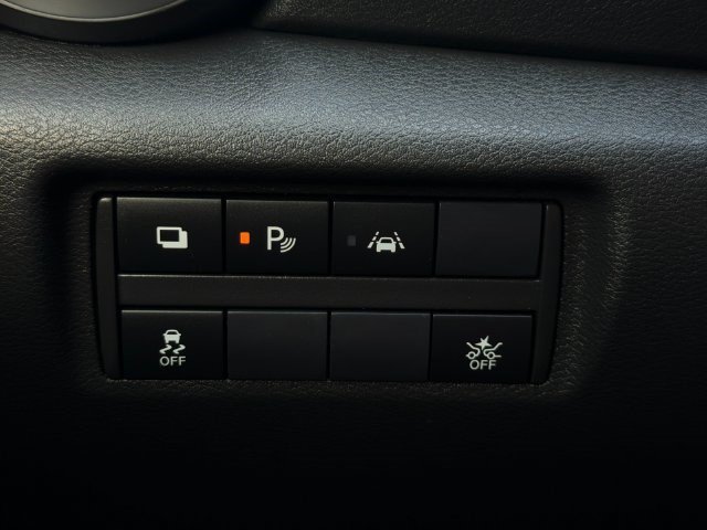 Used 2025 Nissan Versa S w/ Trunk Package FWD image 25