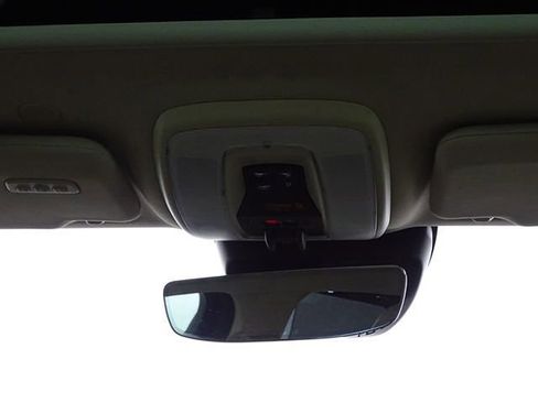 Used 2017 Volvo S60 T5 Inscription image 29