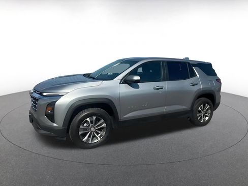 Used 2025 Chevrolet Equinox LT image 8