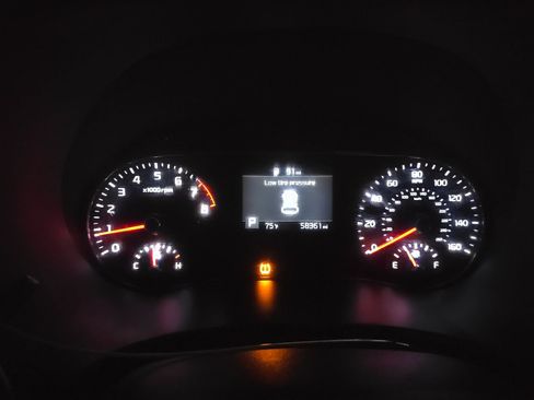 Used 2021 Kia Soul LX FWD image 10