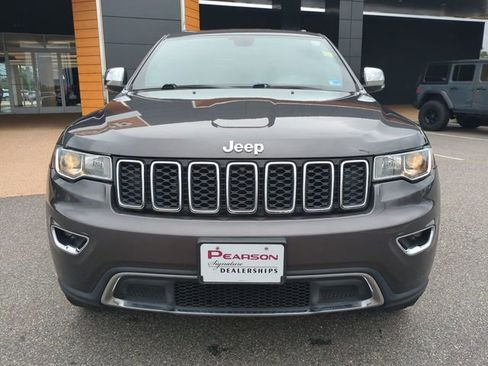 Used 2017 Jeep Grand Cherokee Limited AWD/4WD image 9