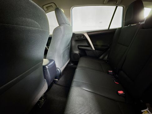 Used 2017 Toyota RAV4 LE image 23