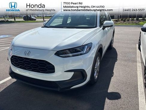 Used 2023 Honda HR-V LX image 1