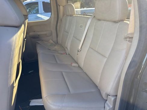 Used 2009 Chevrolet Silverado 1500 LT w/ All Star Package image 12