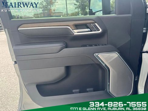 Used 2025 Chevrolet Silverado 2500 High Country w/ High Country Premium Package image 26