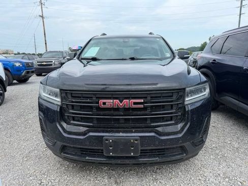 Used 2021 GMC Acadia SLE w/ Driver Convenience Package FWD image 2