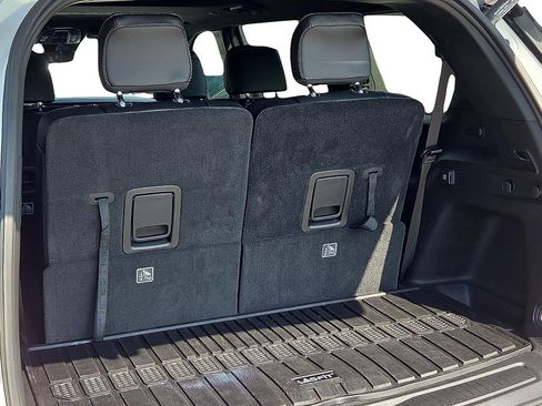 Used 2025 Jeep Grand Cherokee L Altitude image 9