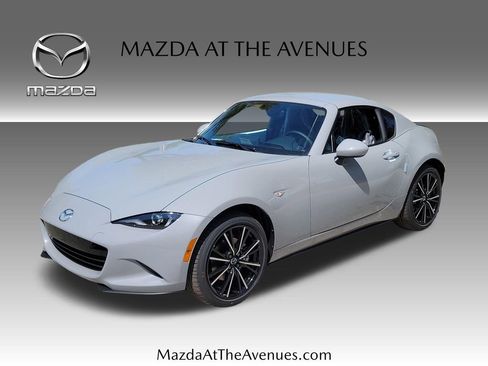 New 2026 MAZDA MX-5 Miata RF Grand Touring RWD image 36
